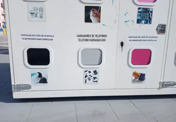 Gaurtik aurrera kafe-kapsulak utzi ahal izango dira mini garbiguneetan, Mankomunitateak eta Nestlek sinatutako hitzarmenari esker